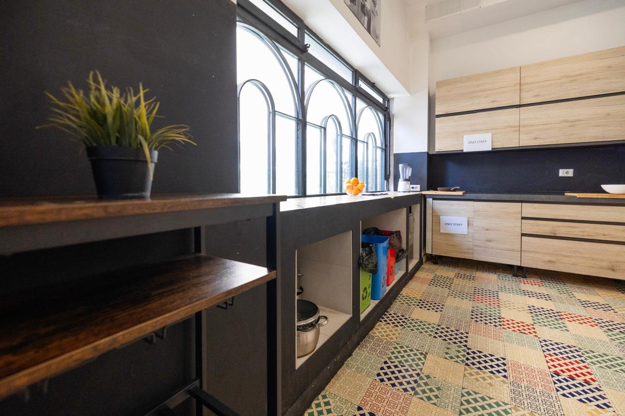 Hostel Trastevere ローマ エクステリア 写真